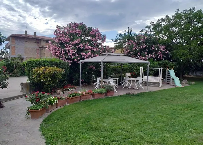 Garden Basement - Seminterrato Max 4 Ospiti - Fiumicino Vicino Aeroporto E Fiera
