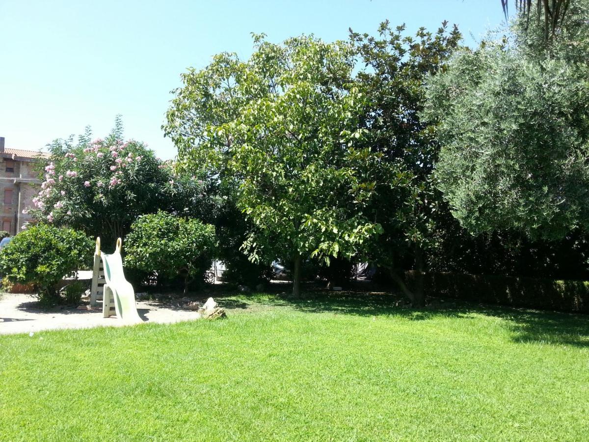 Garden Basement - Seminterrato Max 4 Ospiti - Vicino Aeroporto E Fiera * Fiumicino