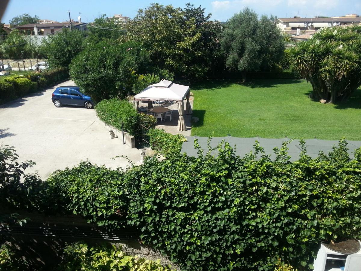 Garden Basement - Seminterrato Max 4 Ospiti - Vicino Aeroporto E Fiera Fiumicino