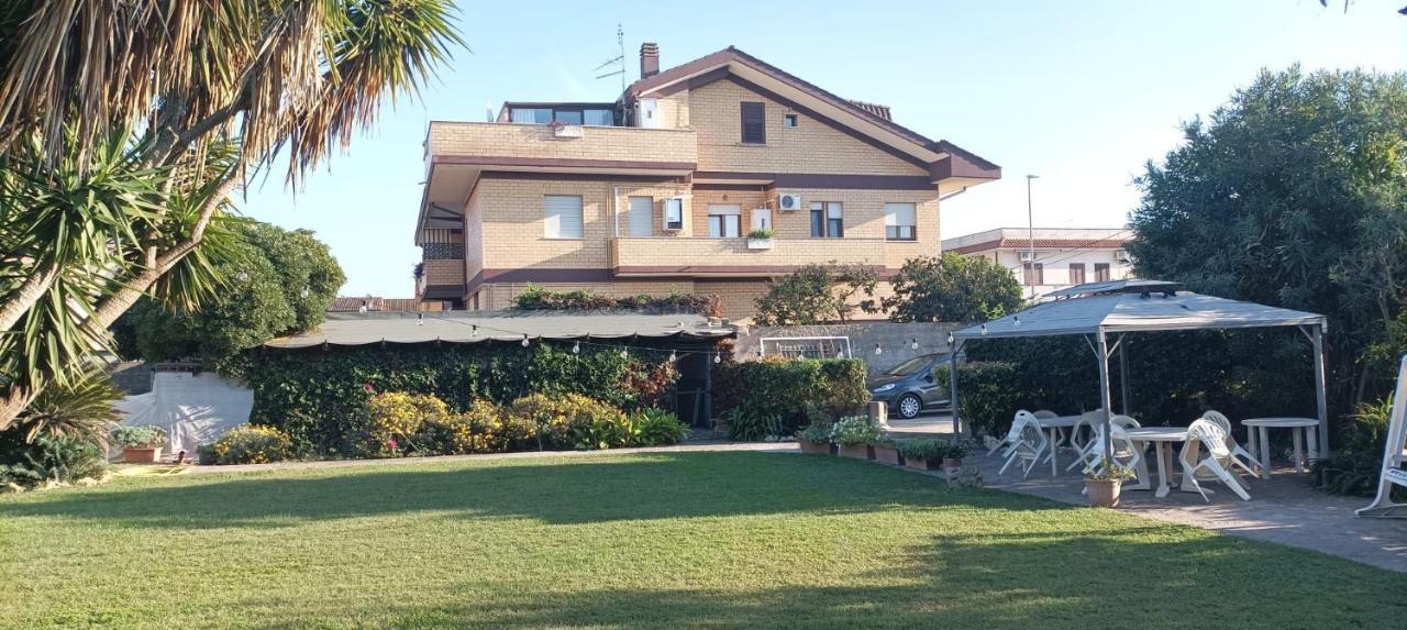 Garden Basement - Seminterrato Max 4 Ospiti - Vicino Aeroporto E Fiera Fiumicino
