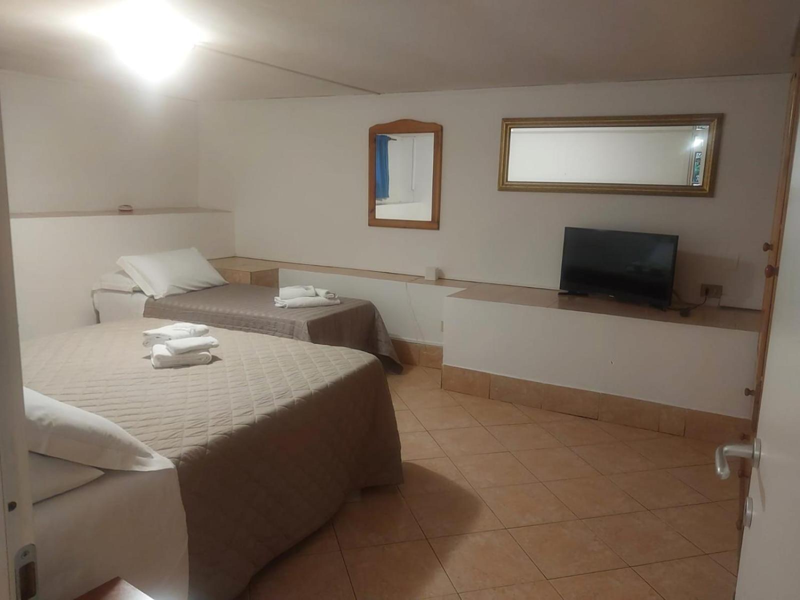 Apartment Garden Basement - Seminterrato Max 4 Ospiti - Vicino Aeroporto E Fiera *